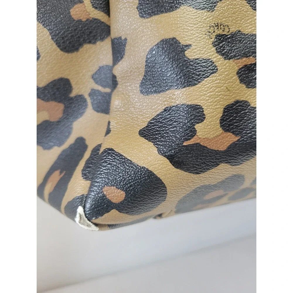 Coach Leopard Print Tote‎ Bag Black Leather Straps purse